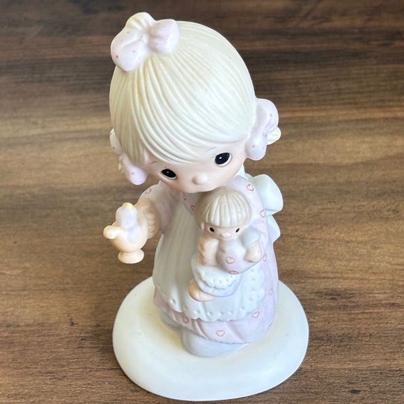 Precious Moments JESUS IS THE LIGHT Figurine 1978 Enesco E-1373/G ORIGINAL 21 - Picture 5 of 10